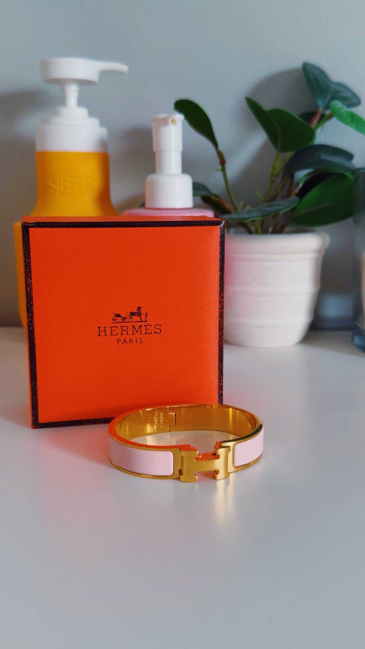 Ivy Pink Bracelet