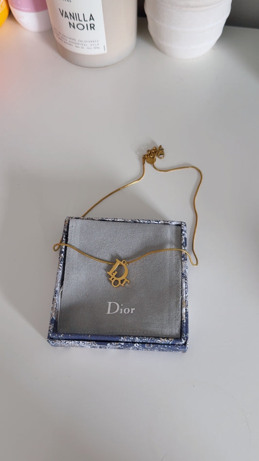 Diva Necklace